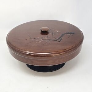 Vintage lazy susan bento box japanese lacquer finish serving divided bowl.